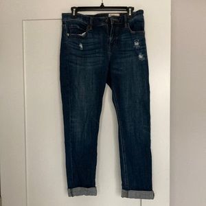 Roll up ankle jeans